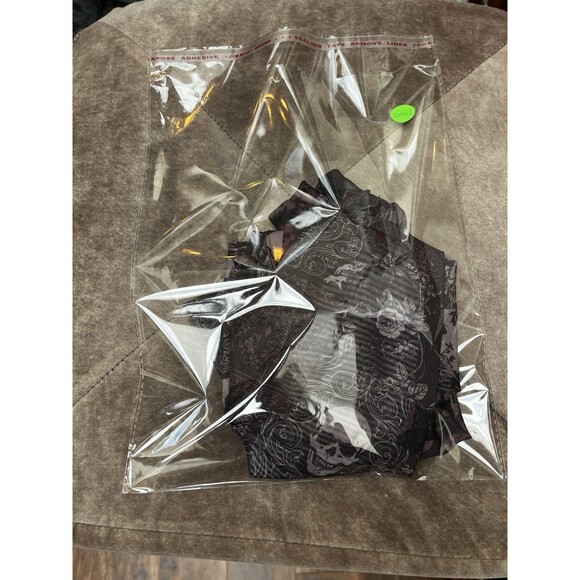 Social Collision Skull Floral Mesh Sheer Cropped Top Plus Size 2 (2XL) - Picture 10 of 10